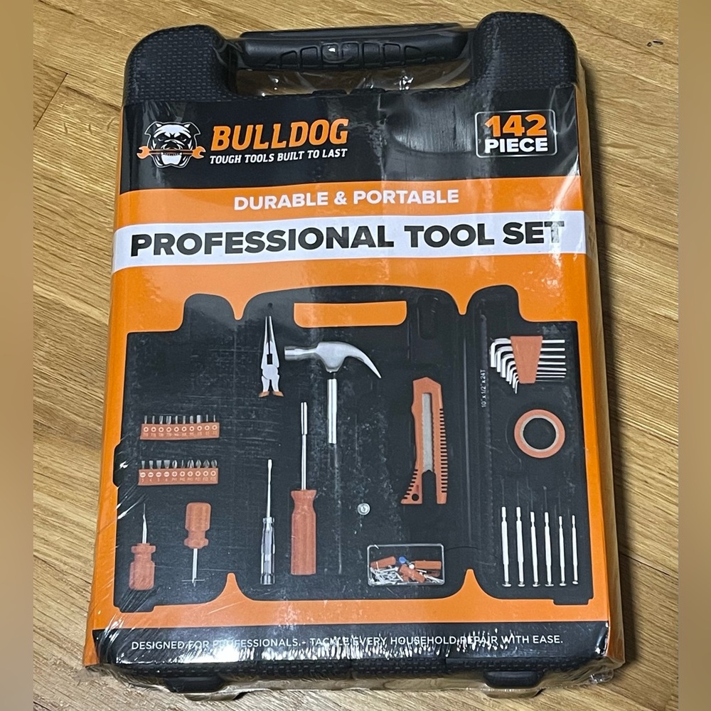 Bulldog Professional Tool Set - 142 Piece